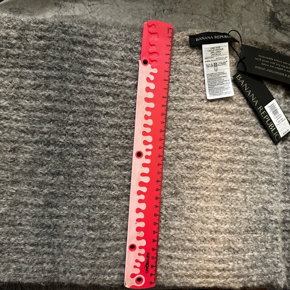 Alpaca scarf new with tags - Picture 3 of 3